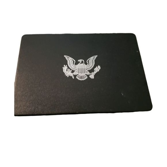 John F. Kennedy Uncirculated Half Dollars 1964 - 1984 Set in velvet case - Picture 2 of 16